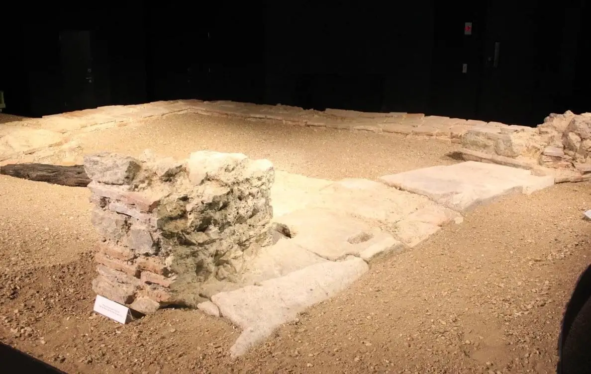 London Roman Ampitheatre (Londinium) : Credit - Markus Milligan