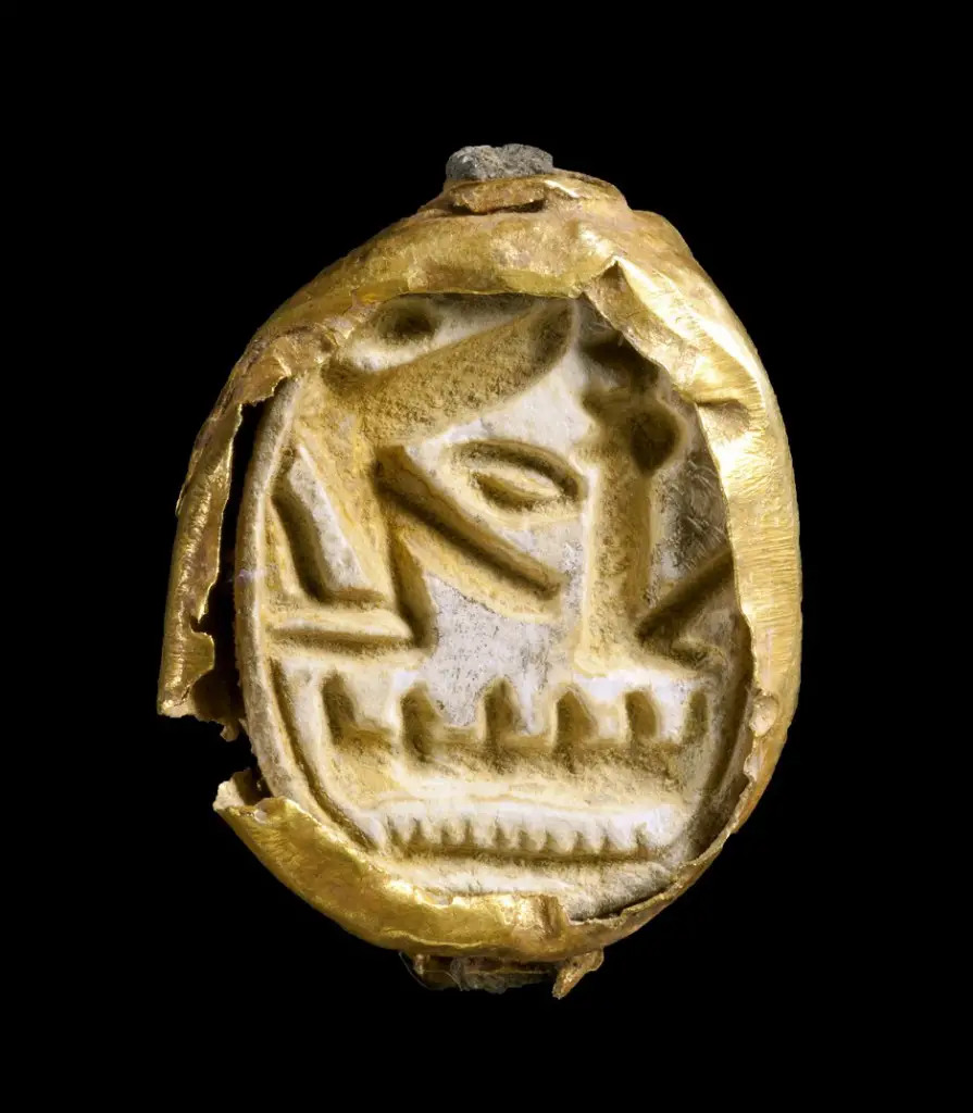 The gold scarab. Photograph: Clara Amit, courtesy of the Israel Antiquities Authority.