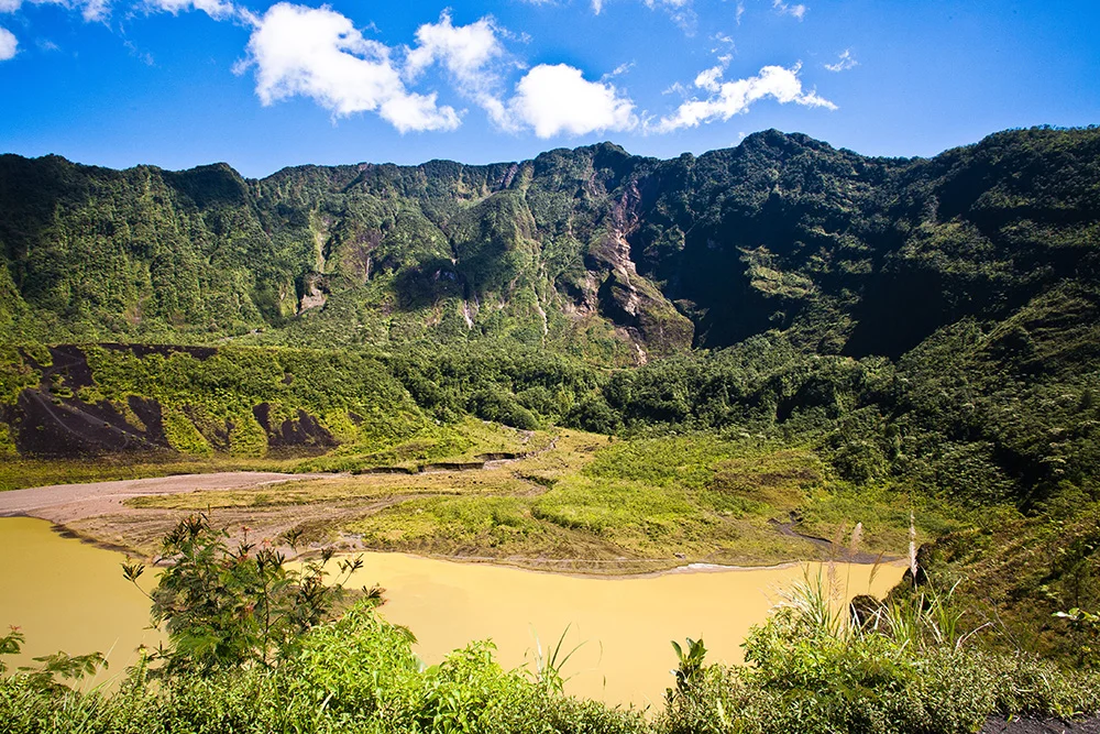 Galunggung Crater: Wikimedia
