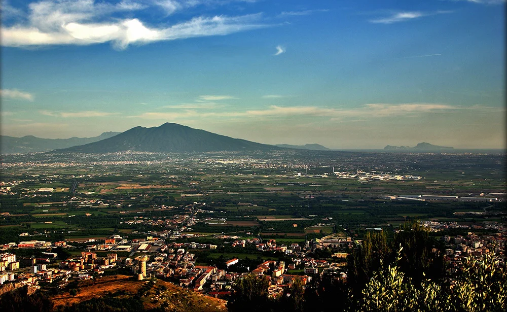 Mount Vesuvius: Wikimedia