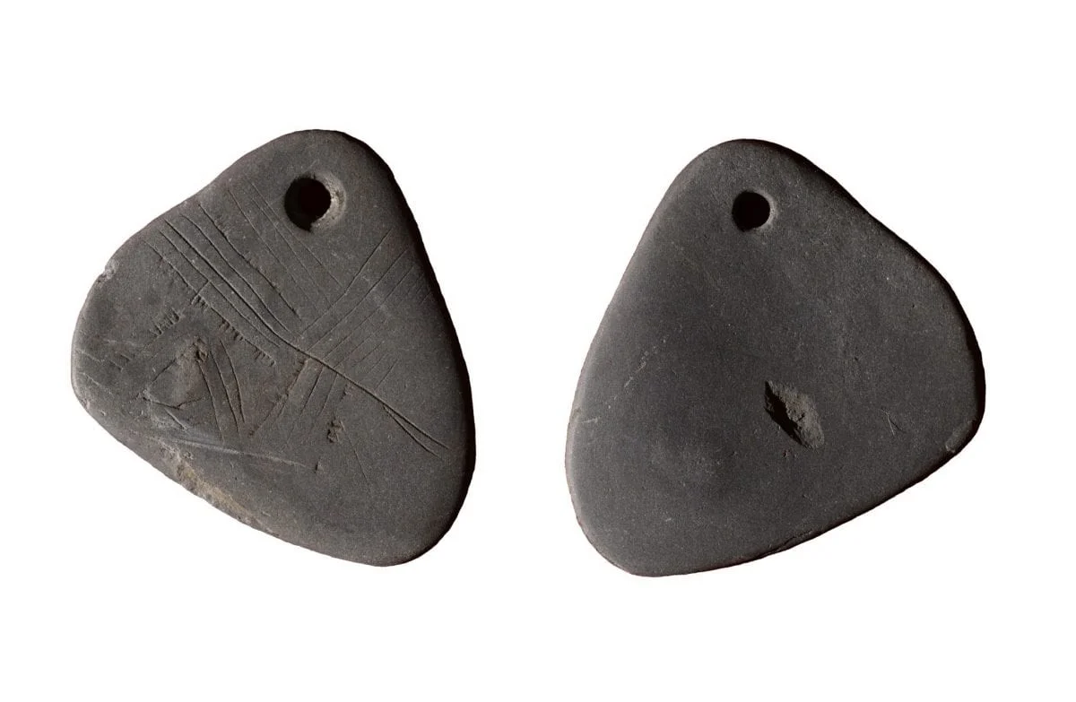 11,000 year old pendant is earliest known mesolithic art in britain