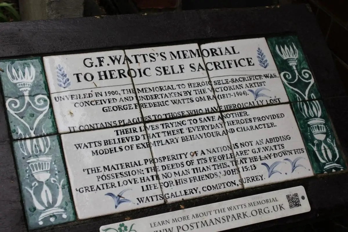 in london is a park dedicated to the otherwise forgotten heroic acts of self sacrifice