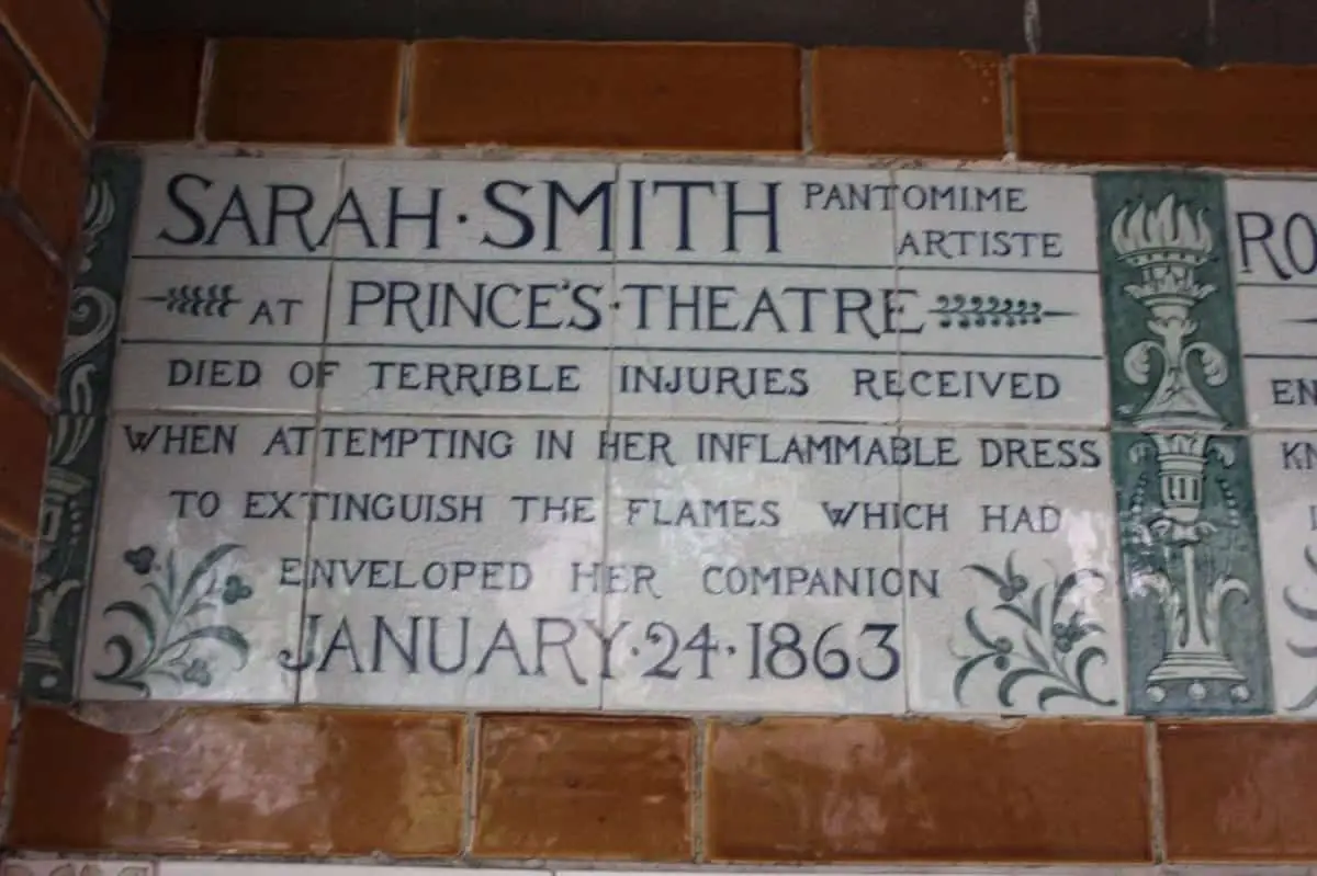 in london is a park dedicated to the otherwise forgotten heroic acts of self sacrifice
