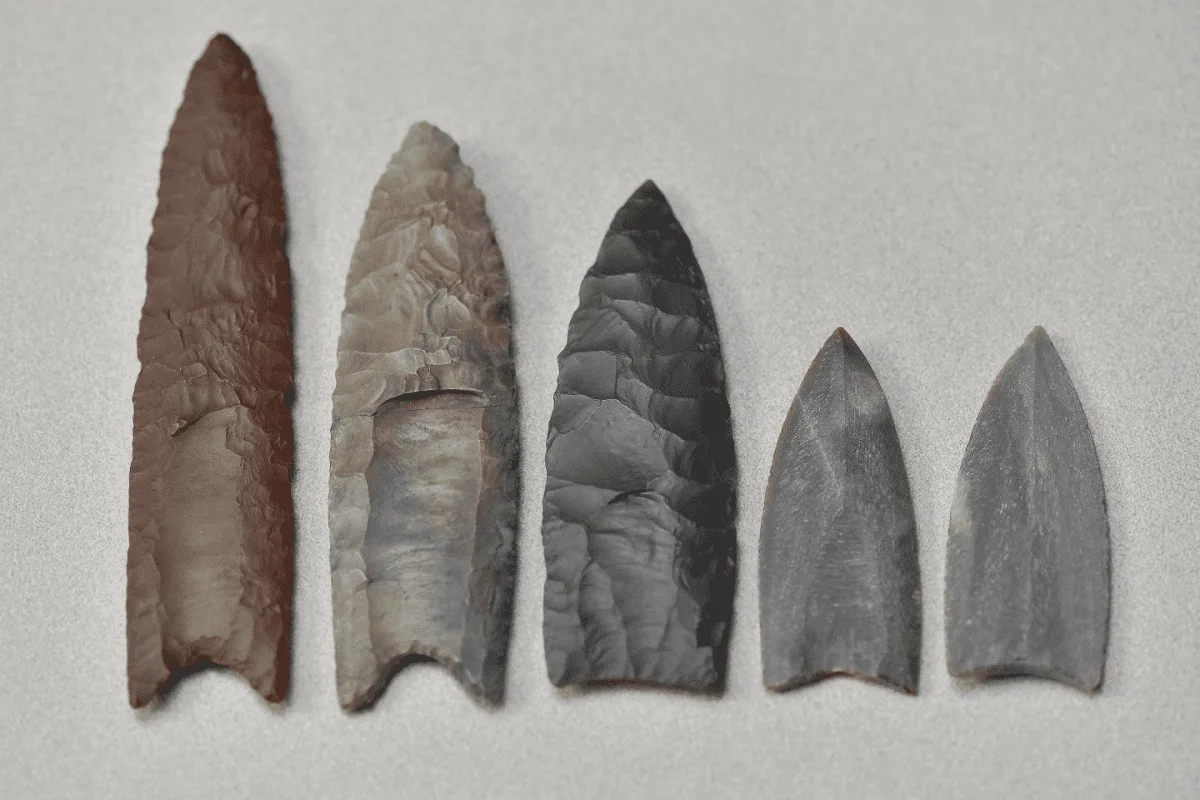 Archaeologist explains innovation of 'fluting' ancient stone weaponry