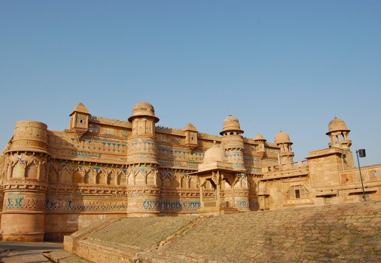 15 Historic Forts From India