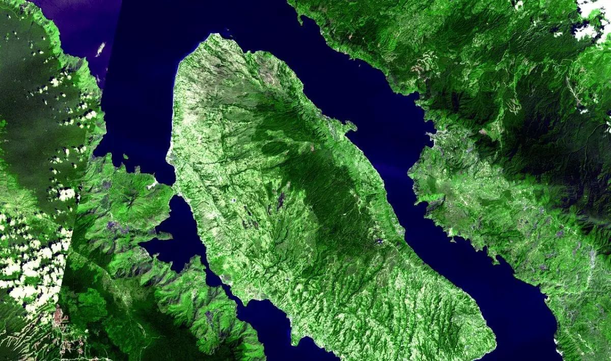 new study documents aftermath of a supereruption, and expands size of toba magma system