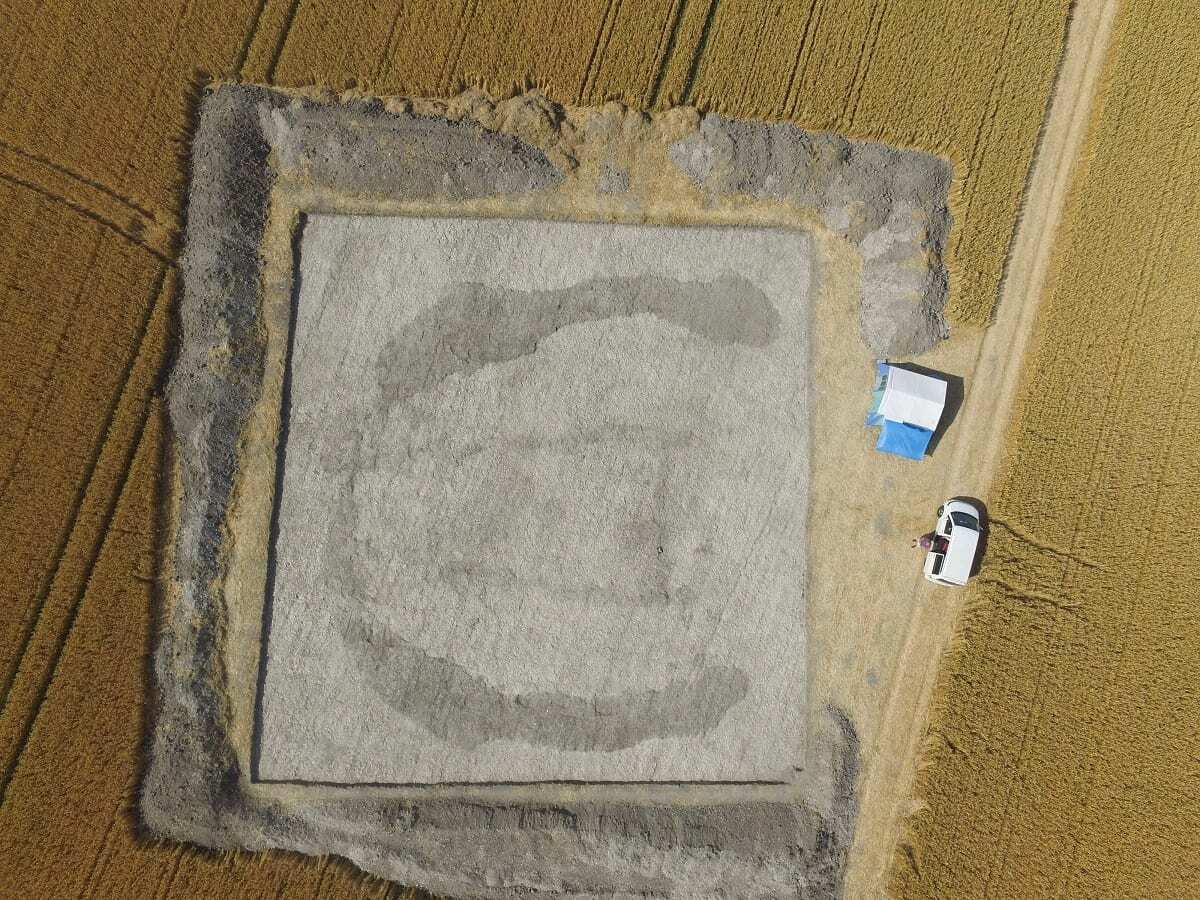 ancient ‘house of the dead’ discovered in wiltshire