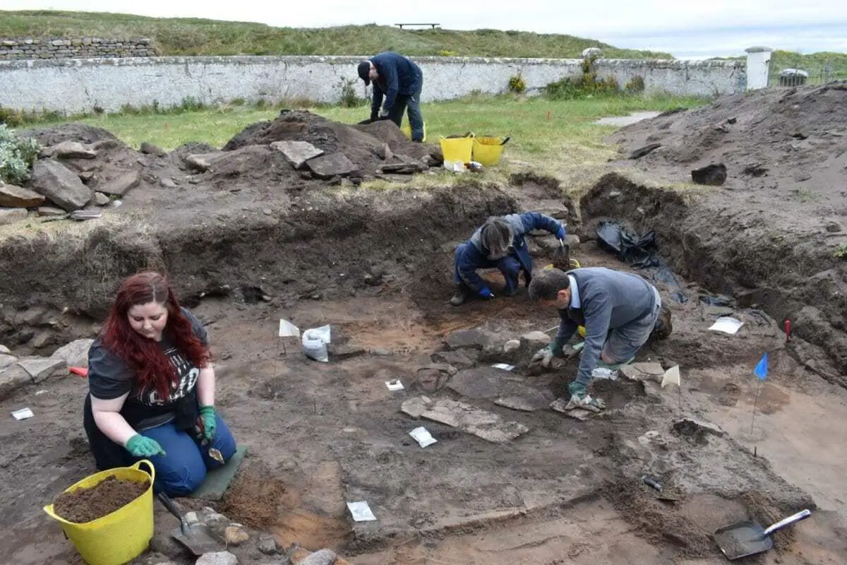 pictish fort reveals surprising archaeological treasures