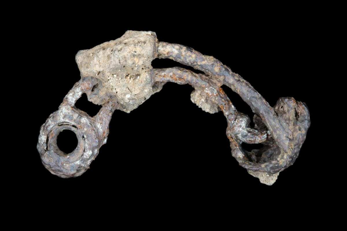 unique collection of metal artefacts from iron age settlement sheds new light on prehistoric feasting rituals