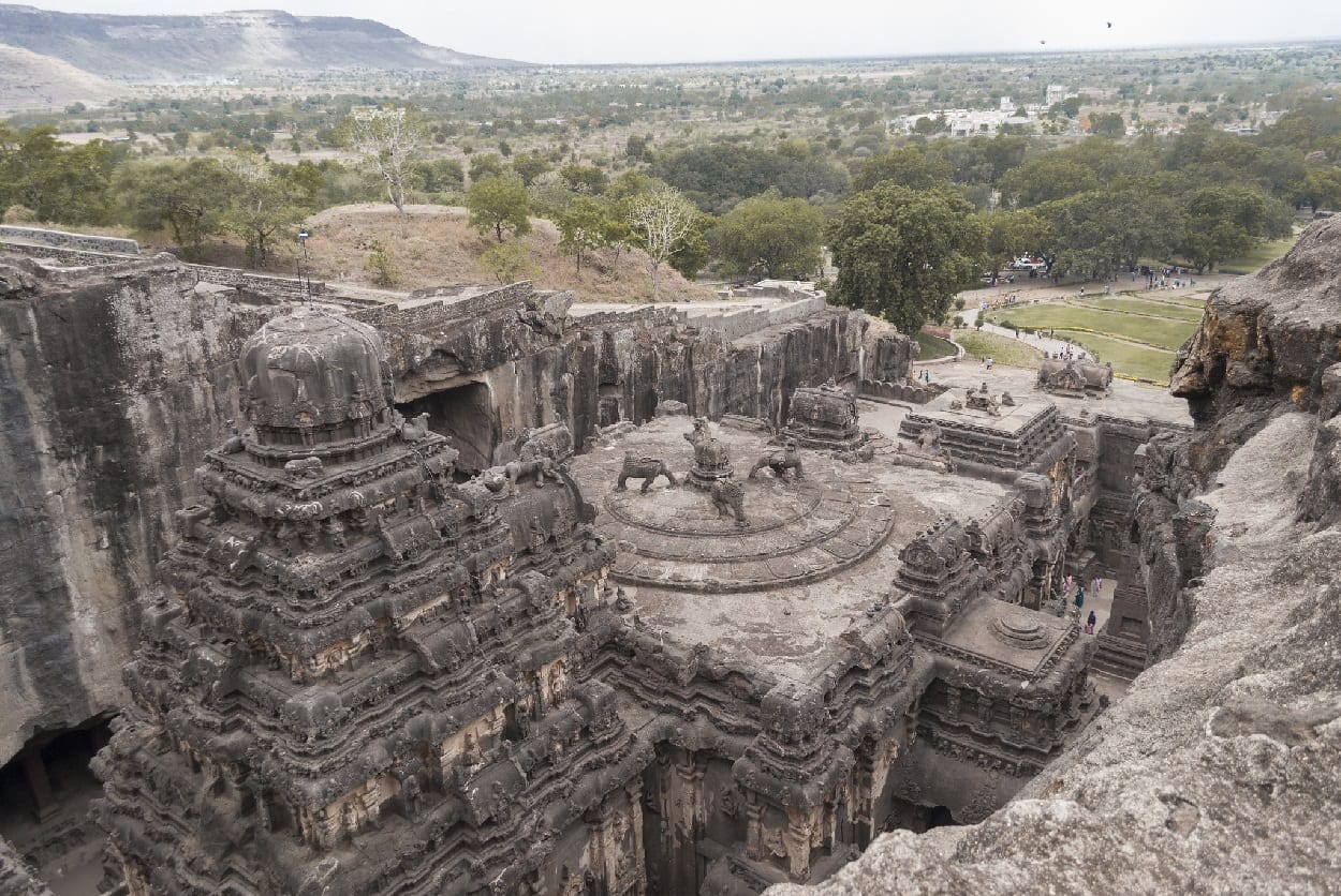 10 underground cave cities & settlements