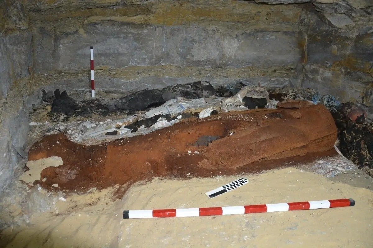 researchers discover gilded mummy mask
