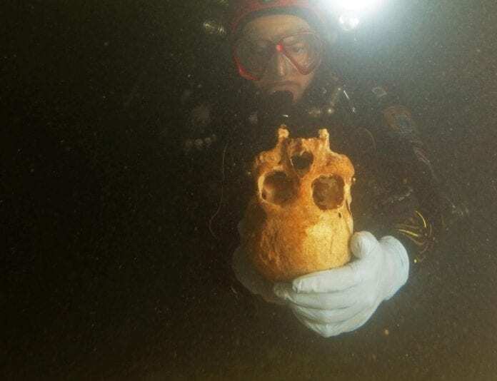 skeleton discovered in submerged caves at tulum sheds new light on the earliest settlers of mexico