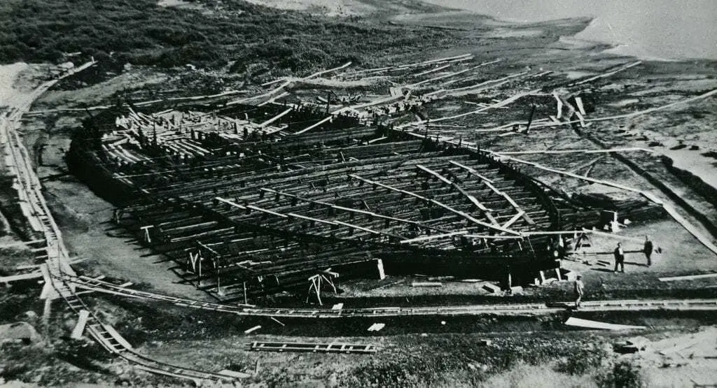 The Nemi Ships were elaborate floating palaces built by Caligula in the 1st  Century AD.