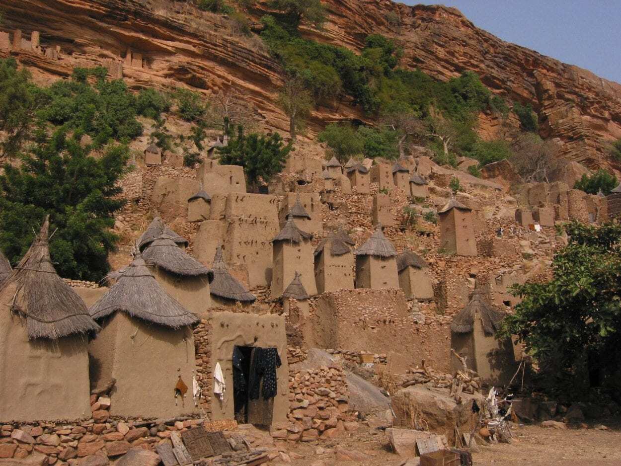 cliff villages of bandiagara – the land of the dogons