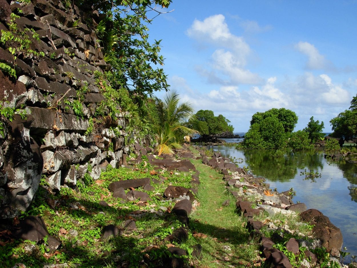 100 ancient ruins around the world