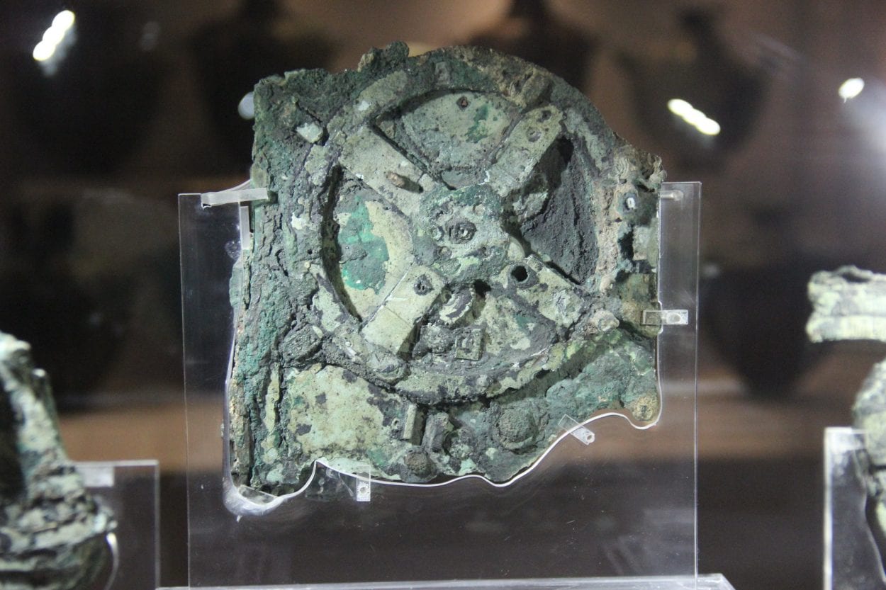 Exhibition of the ancient Greek order of the universe (cosmos) revealed in Antikythera mechanism – HeritageDaily