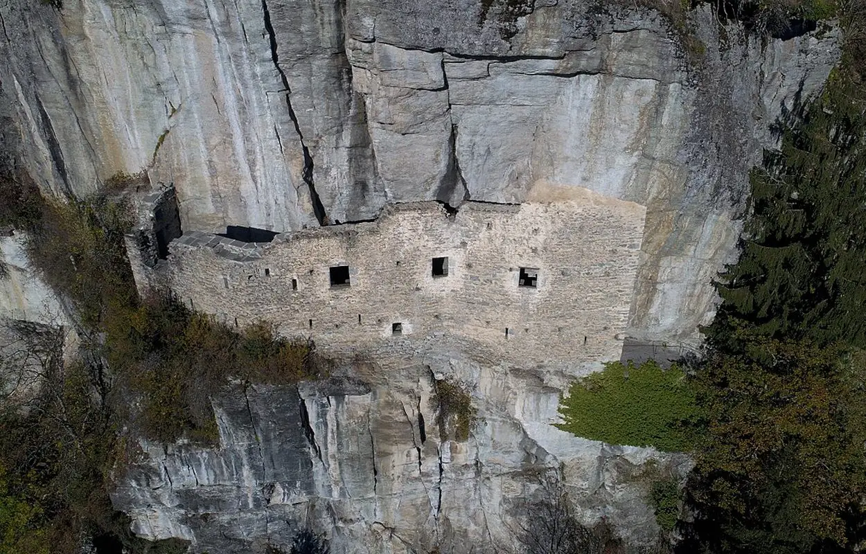 kropfenstein cave castle cc3