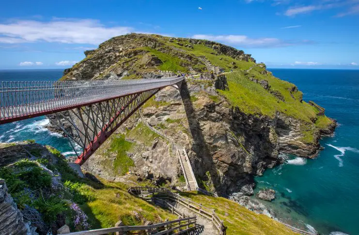 Tintagel - Image Credit : chrisdorney - Shutterstock