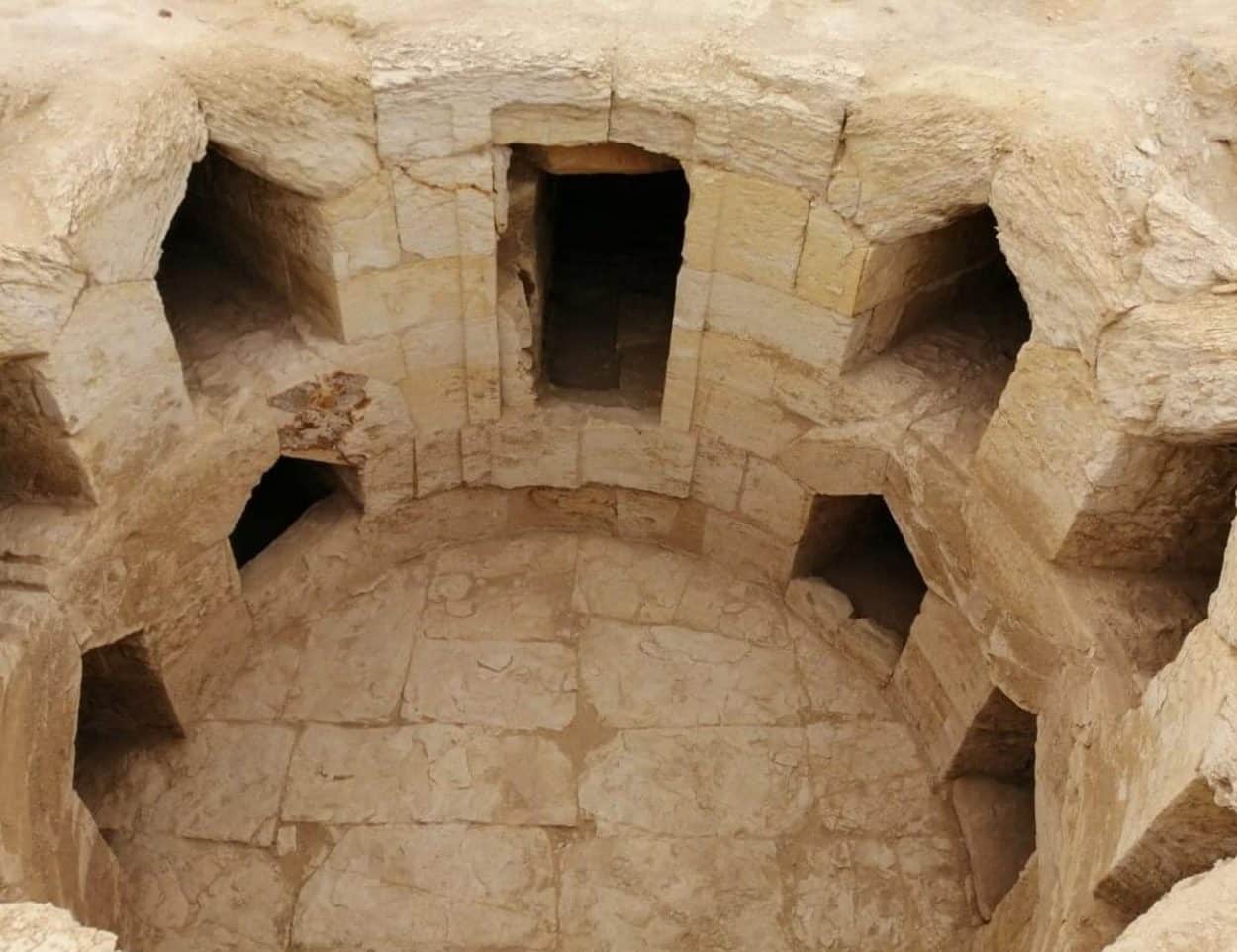 large funerary building and fayoum portraits from the ptolemaic and roman period discovered egy2